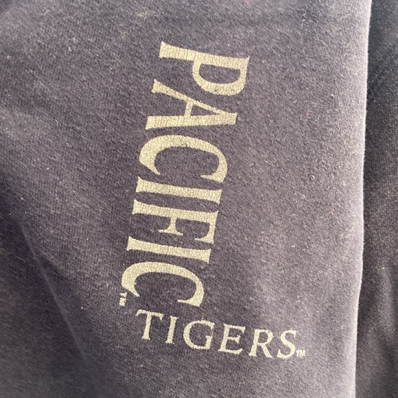 Pacific Tigers Navy Blue Pullover Hoodie - Picture 4 of 10